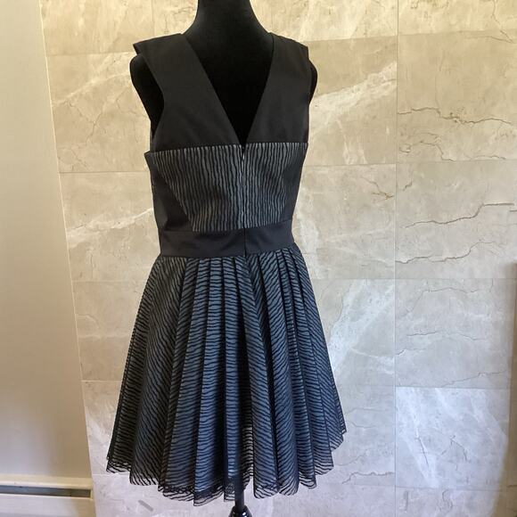 Robert Rodriguez Black Zebra Party Dress - 10 Fit & Flare Pleated Holiday $565 - Picture 7 of 9